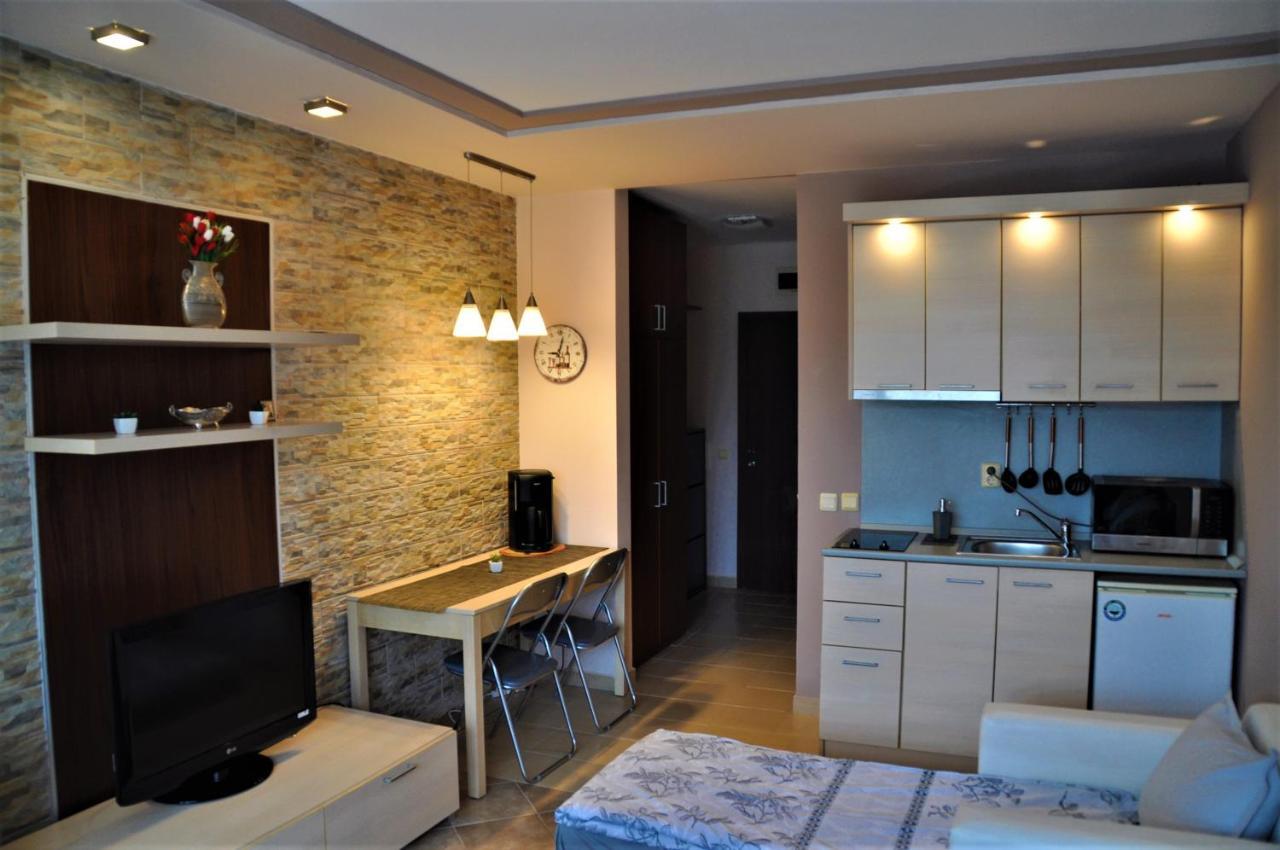 Private Studio In "Green Life Beach Resort Sozopol" Eksteriør billede